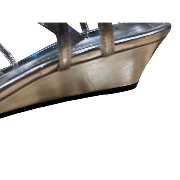 The touch of Nina dress sandals size 8M - Picture 8 of 8